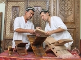 Мастера - резчики по дереву