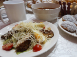 Блюда в Базовом лагере (3600 м) 